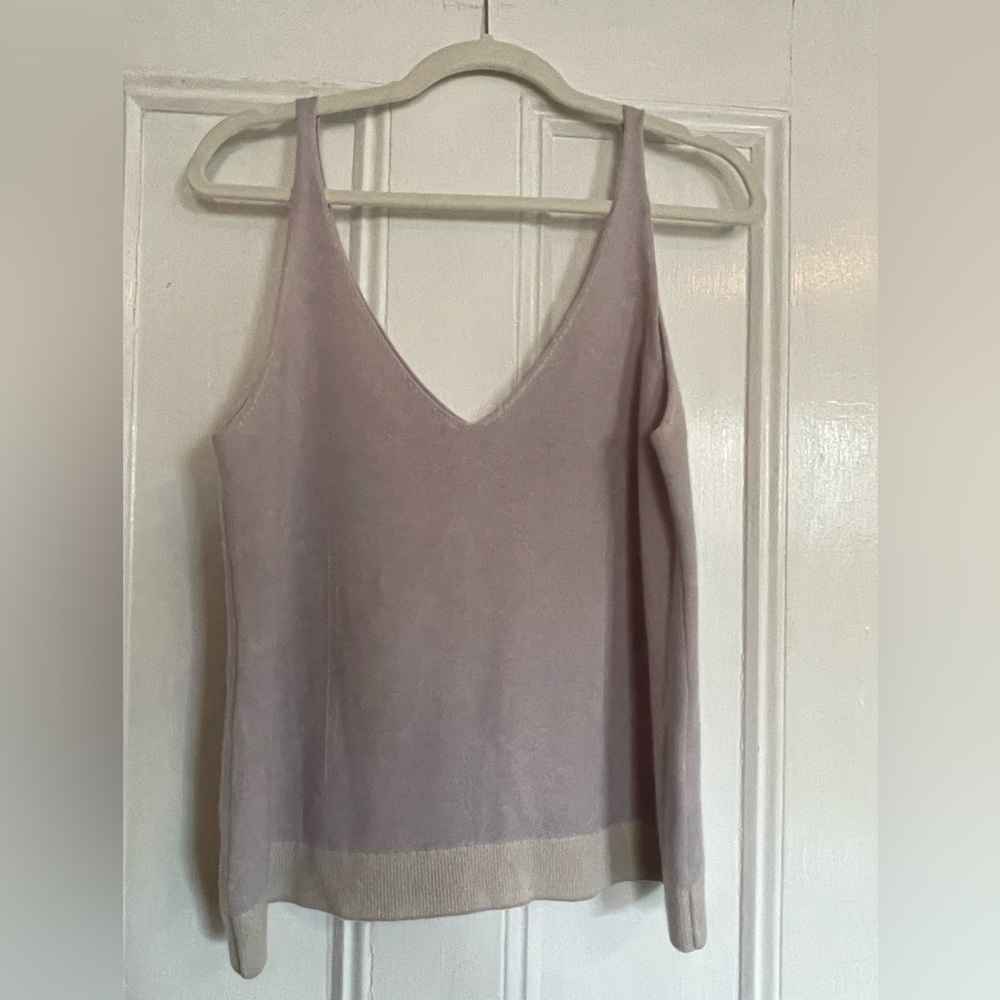 Club Monaco lavender cashmere tank top size Large